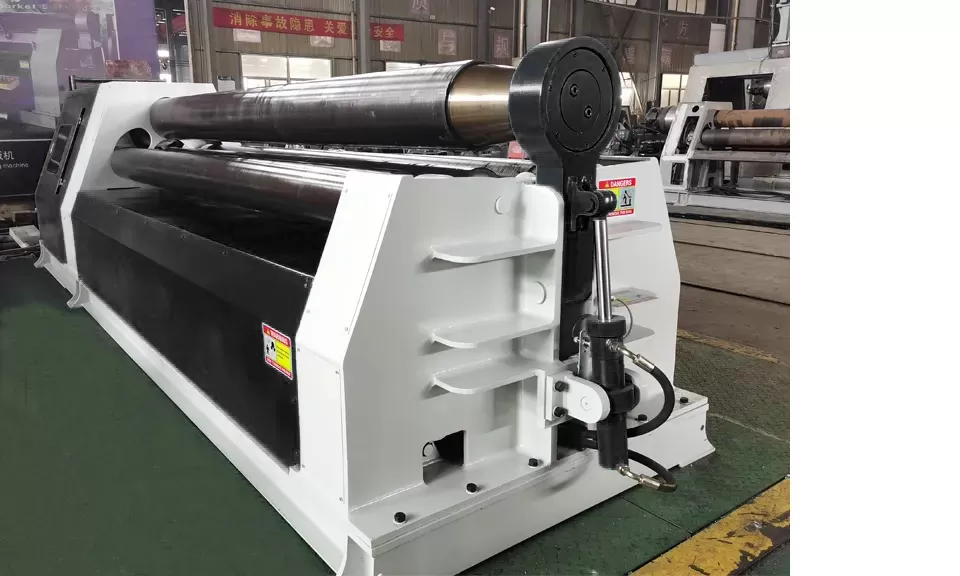 Четырехвалковый гидравлический вальцовочный станок STALEX  W12-25x3000